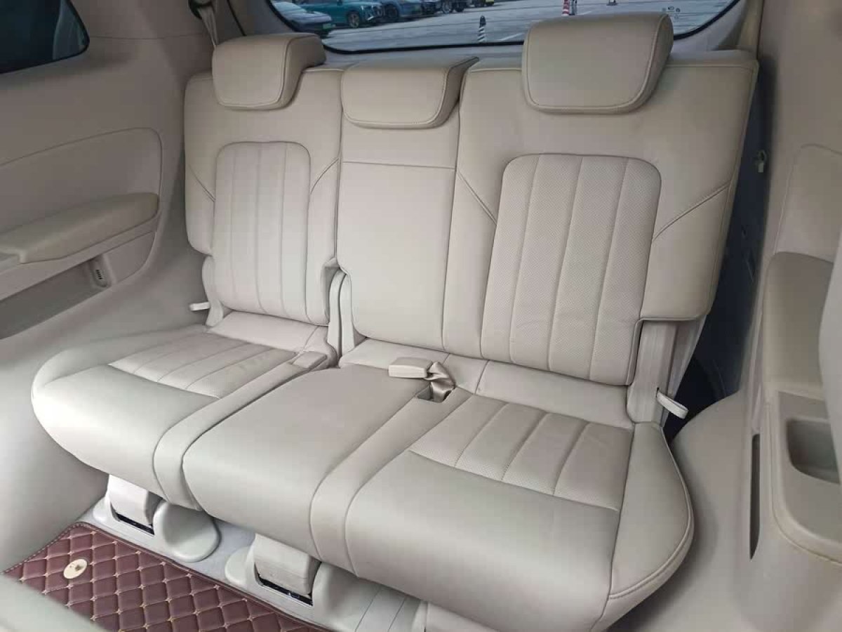廣汽傳祺 M8  2018款 320T 尊貴版圖片