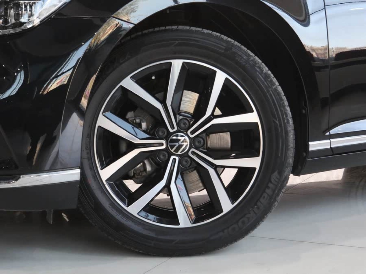 大眾 邁騰  2020款 330TSI DSG 領(lǐng)先型圖片