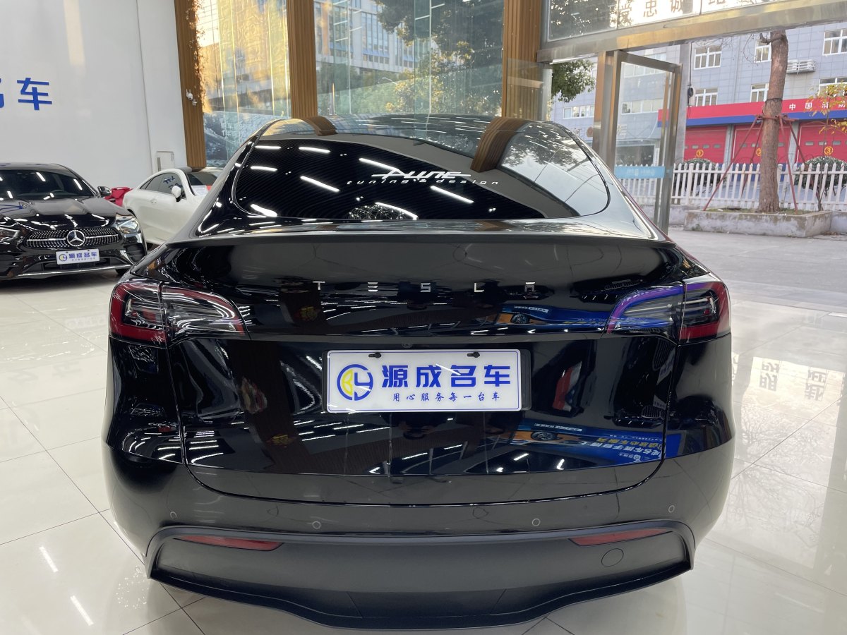 特斯拉 Model 3  2023款 長(zhǎng)續(xù)航煥新版 雙電機(jī)全輪驅(qū)動(dòng)圖片