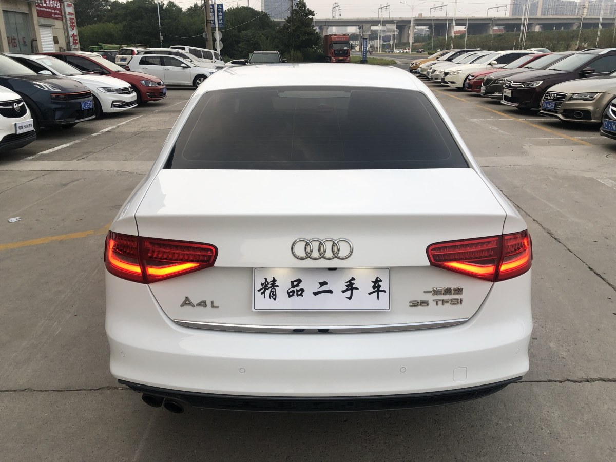 奧迪 奧迪A4L  2016款 35 TFSI 典藏版 S line舒適型圖片