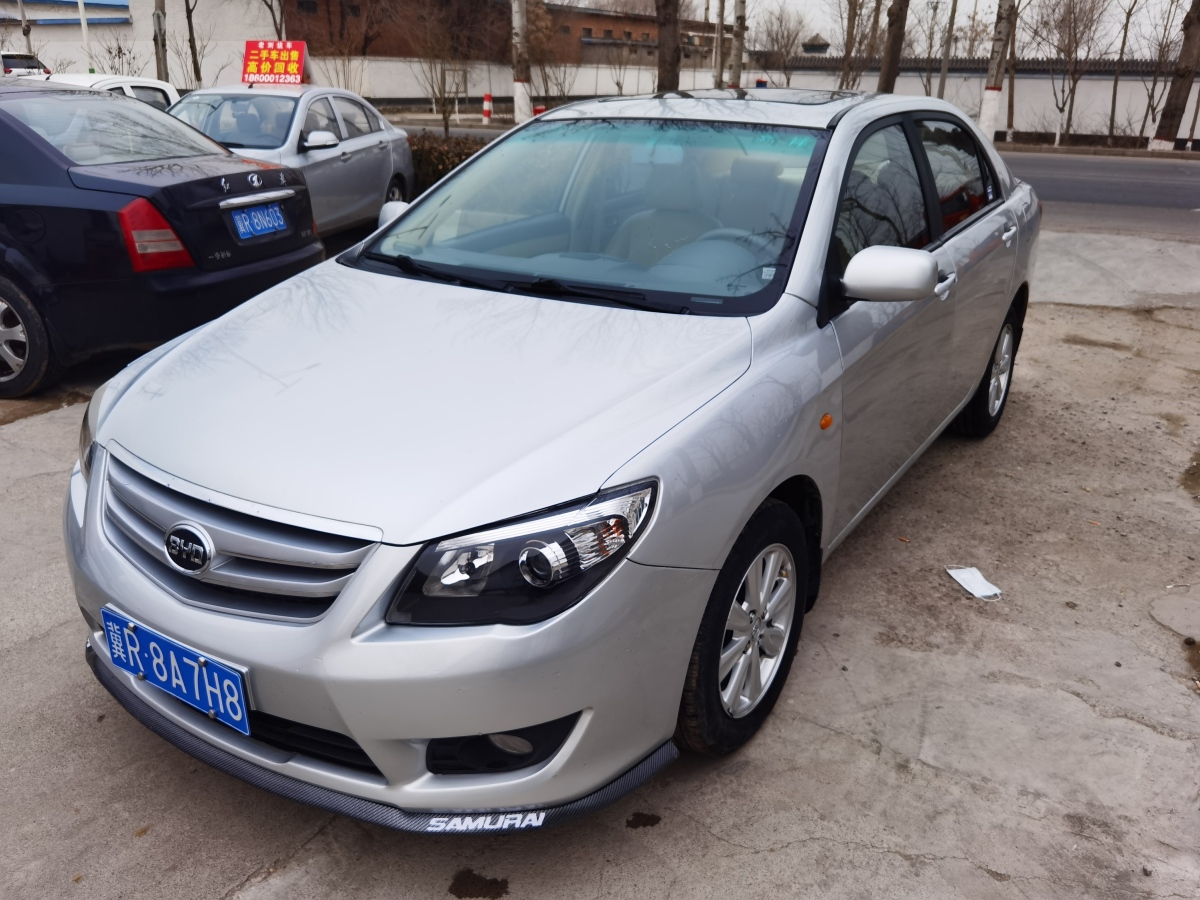 比亚迪 l3 2013款 1.5l 自动尊贵型图片