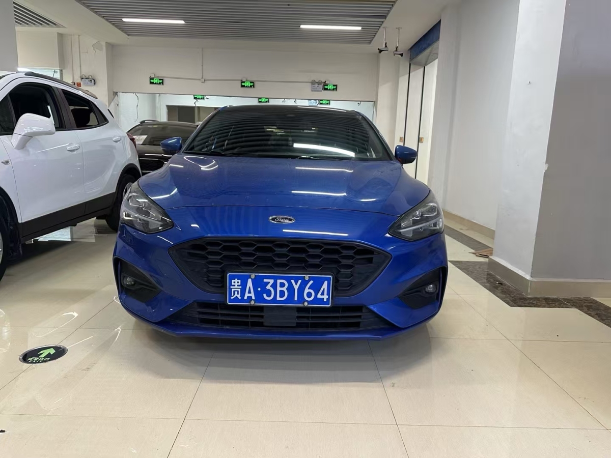 福特 福克斯  2019款 三廂 EcoBoost 180 自動(dòng)ST Line圖片