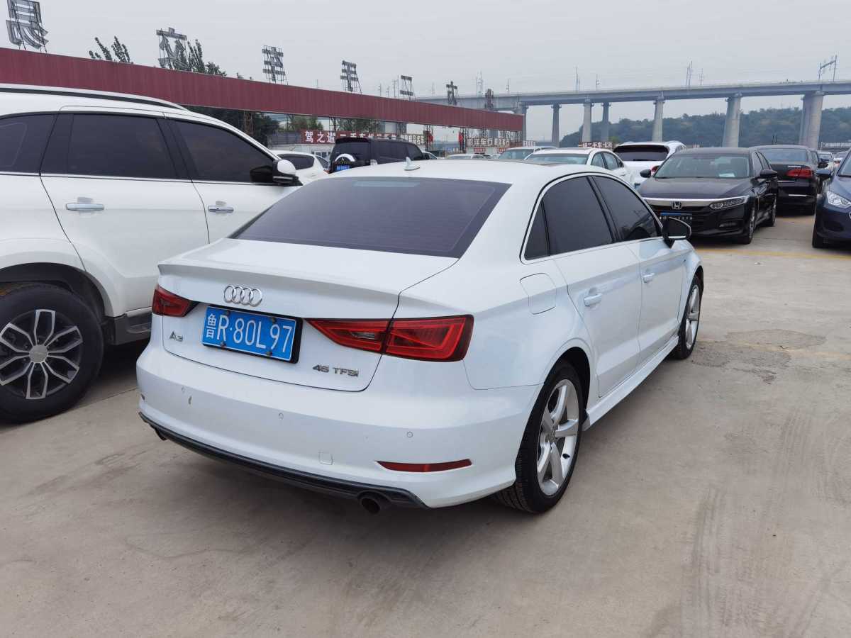 奧迪 奧迪A3  2015款 Limousine 45 TFSI S line 豪華型圖片