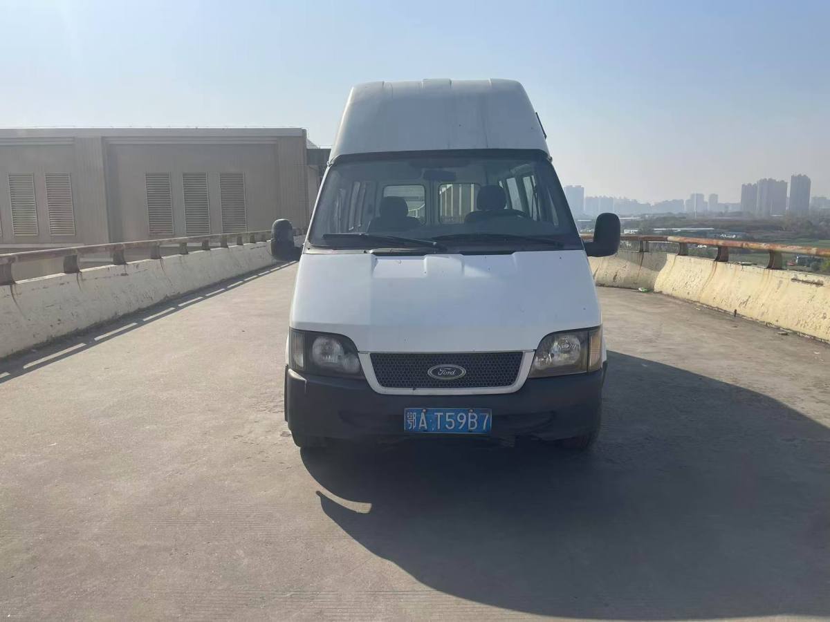 福特 經(jīng)典全順  2015款 2.8T柴油多功能車長軸6座中頂JX493ZLQ4圖片