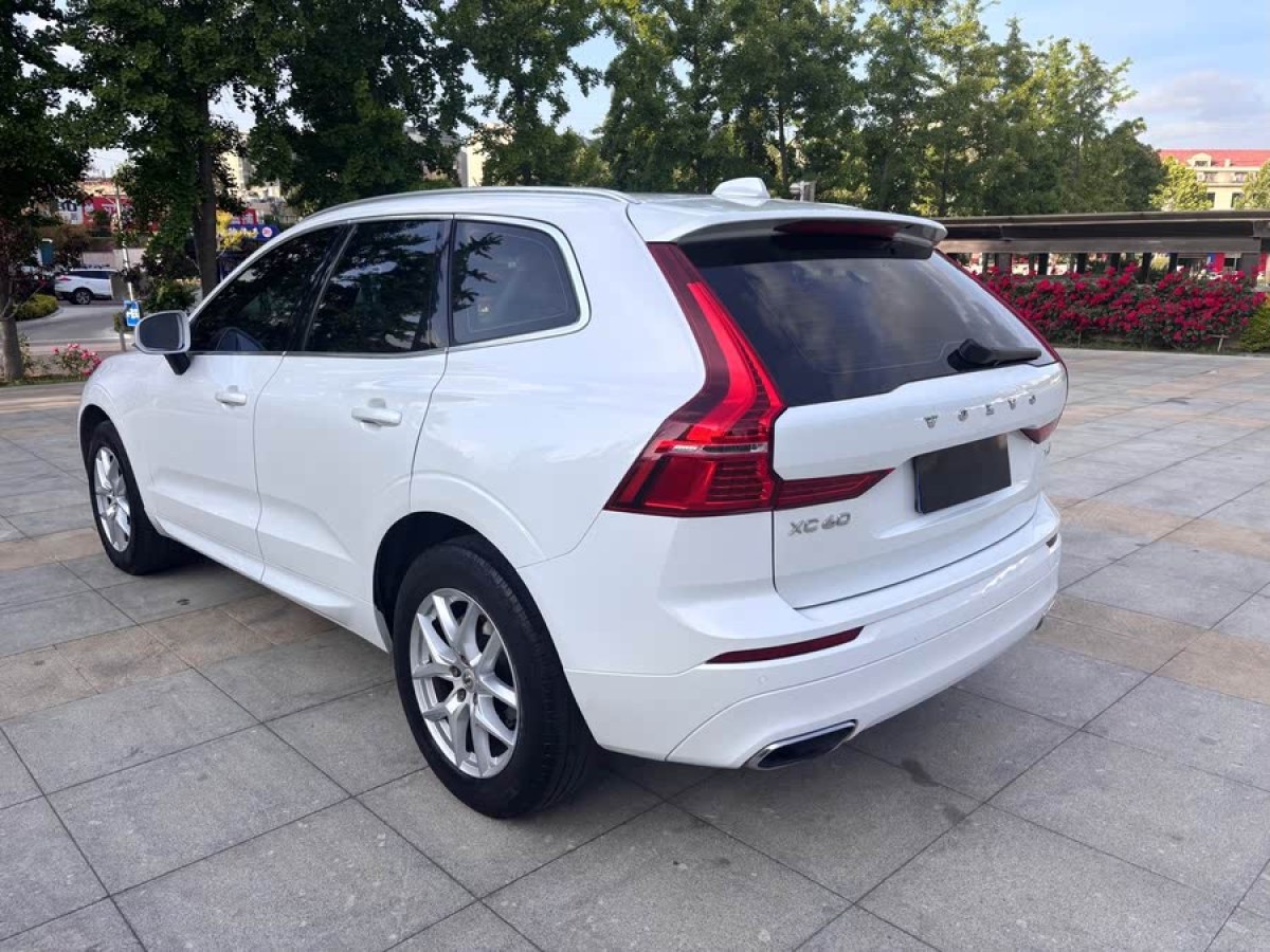 沃爾沃 XC60  2019款  T5 四驅(qū)智逸版 國VI圖片