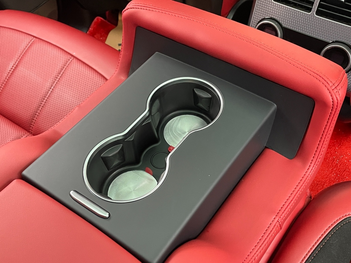 路虎 攬勝運(yùn)動版  2020款 3.0 L6 HSE DYNAMIC圖片