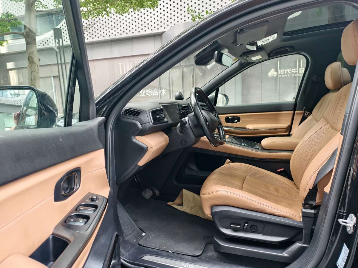 蔚來 ES8  2020款 415KM 基準(zhǔn)版 六座版圖片