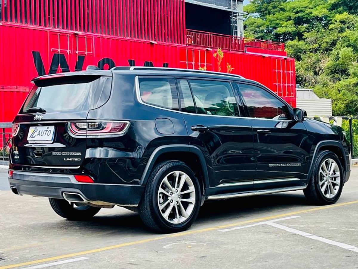 Jeep 大指揮官  2018款 2.0T 四驅(qū)尊享導(dǎo)航版 國(guó)VI圖片