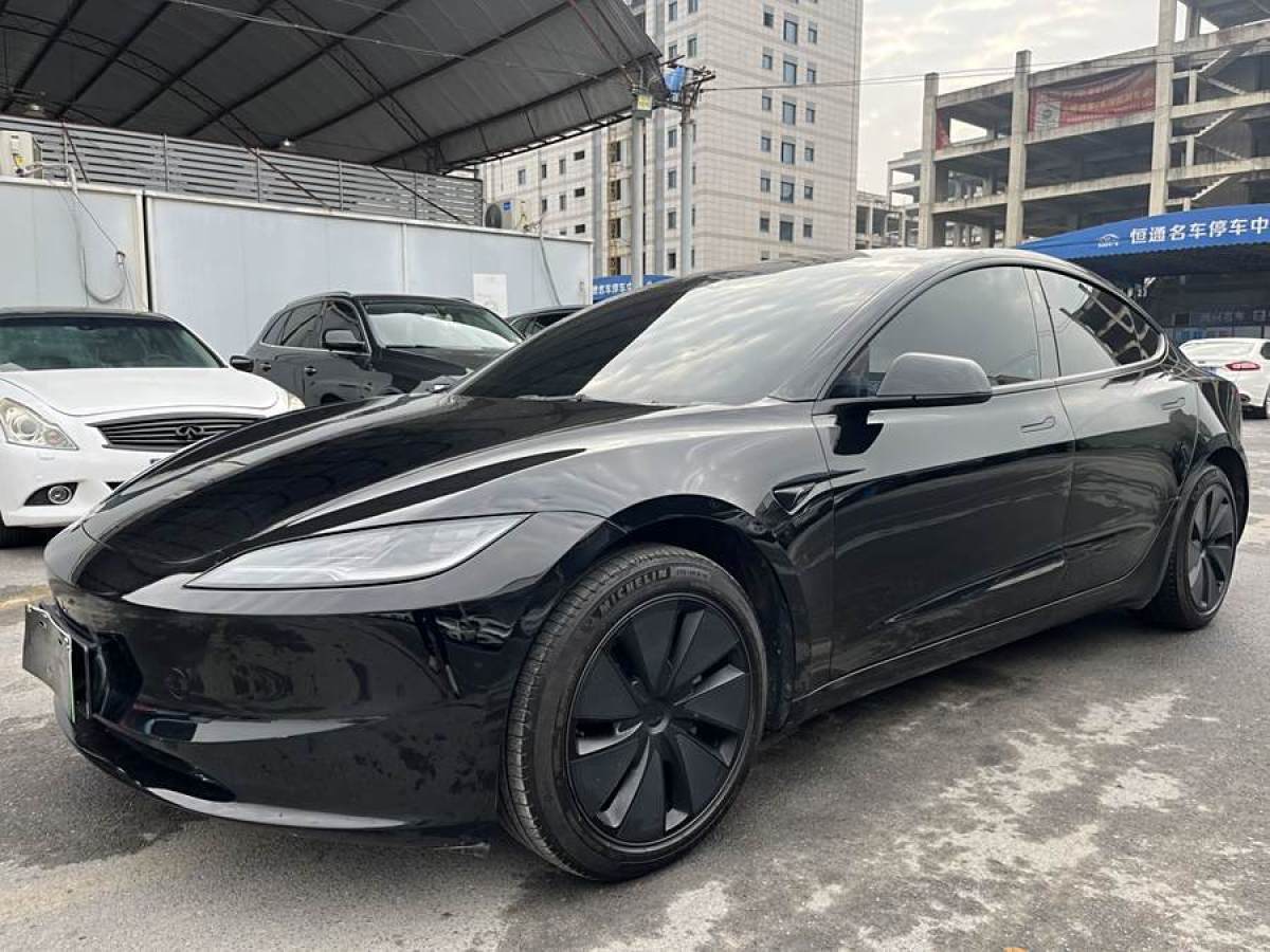 特斯拉 Model Y  2023款 后輪驅(qū)動版圖片