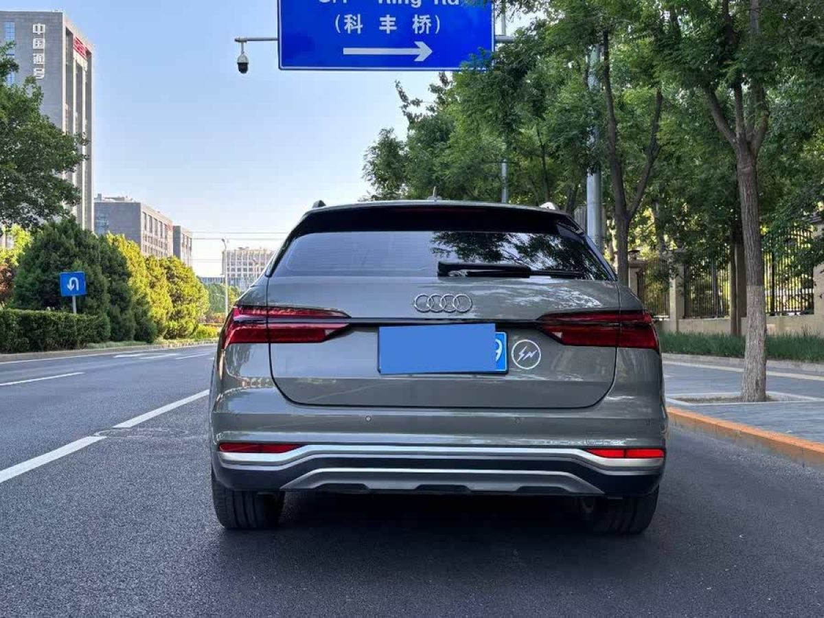奧迪 奧迪A6  2022款 allroad quattro 探索家 55 TFSI 尊享越野型圖片