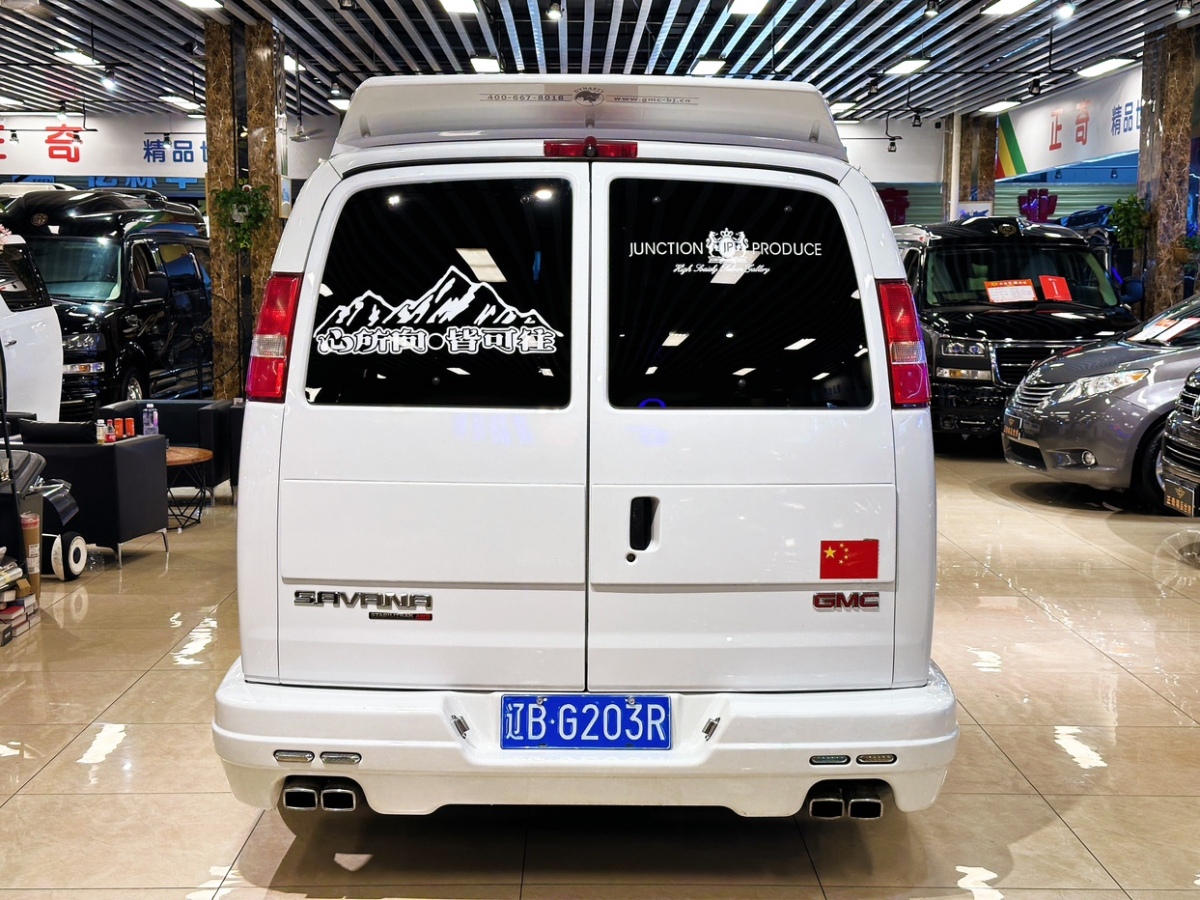 2013年10月GMC SAVANA  2013款 5.3L 1500運動版