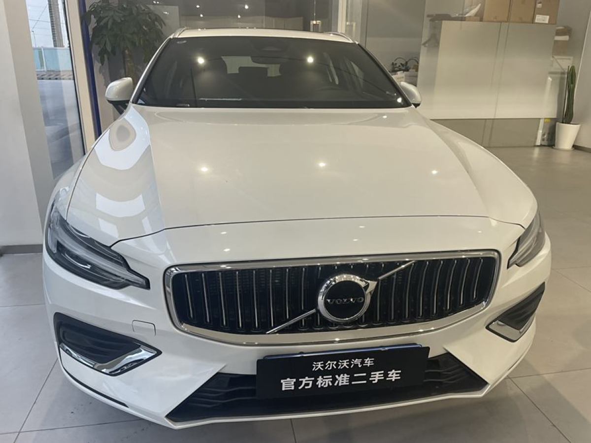 沃爾沃 V60  2024款 B5 智遠豪華版圖片