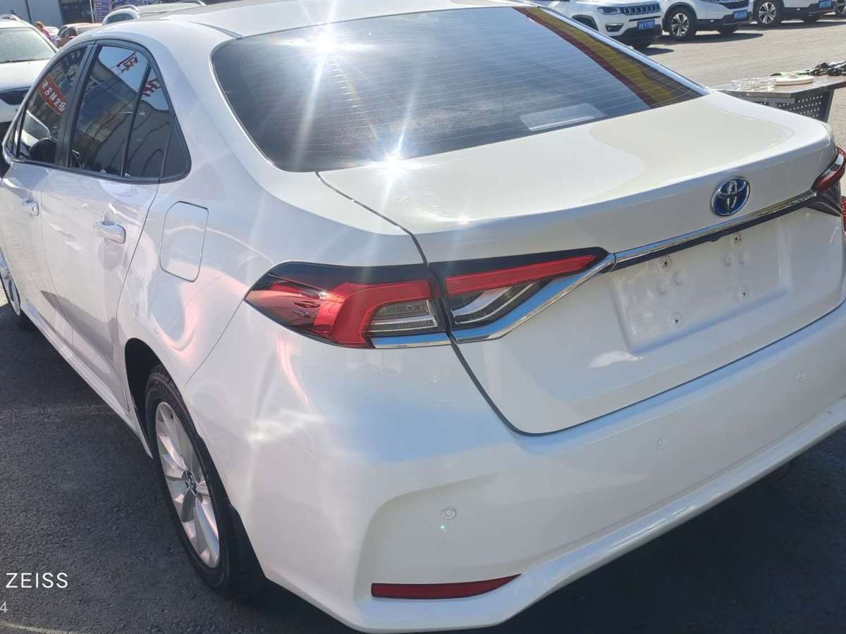 豐田 卡羅拉  2021款 雙擎 1.8L E-CVT精英版圖片
