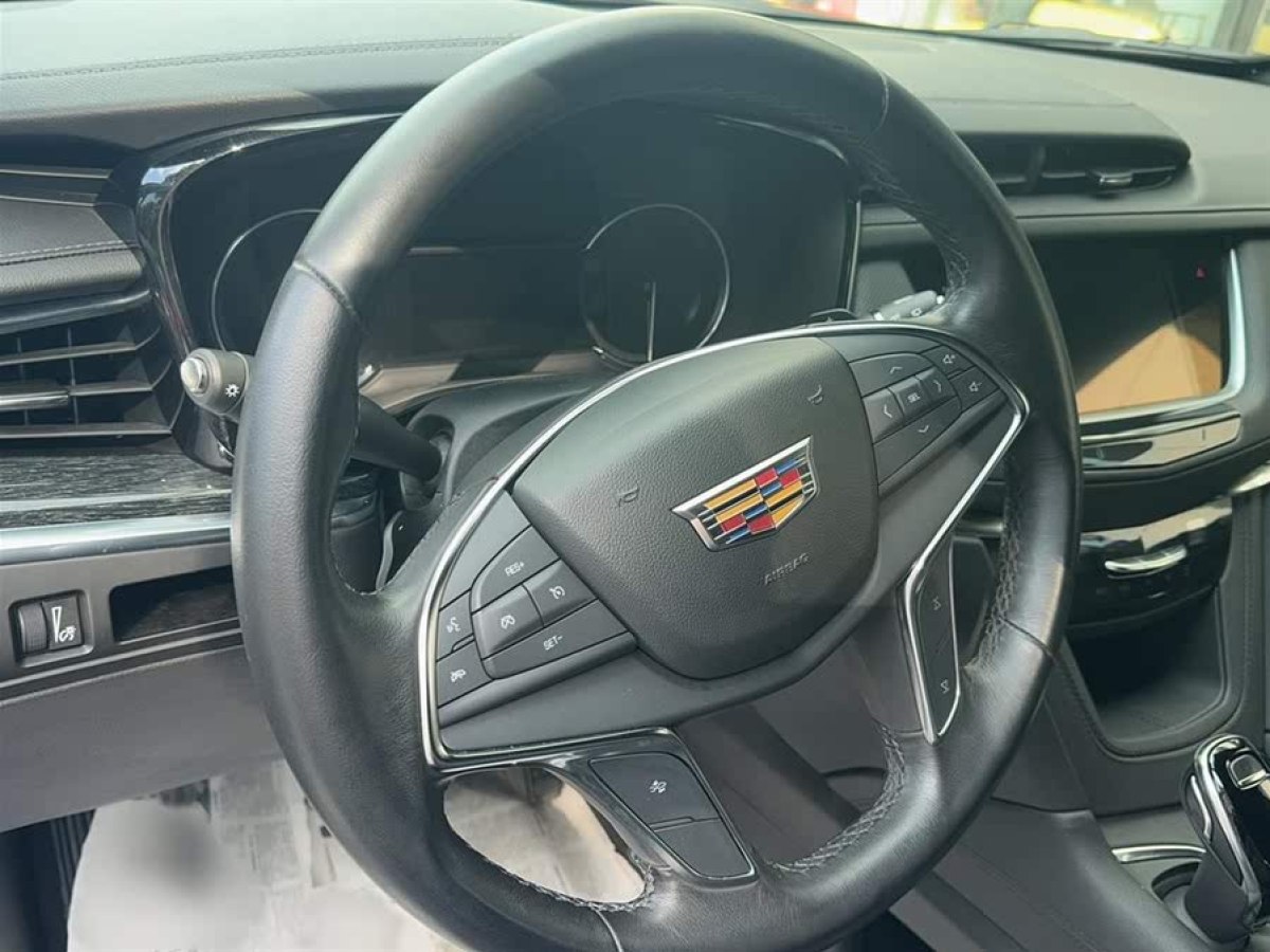 凱迪拉克 XT5  2021款 2.0T 兩驅(qū)豪華型圖片