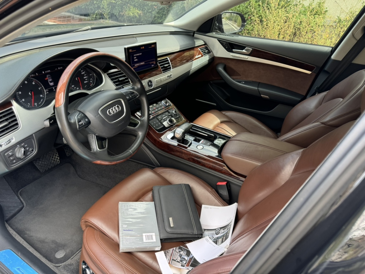 奧迪 奧迪A8  2013款 A8L 55 TFSI quattro豪華型圖片