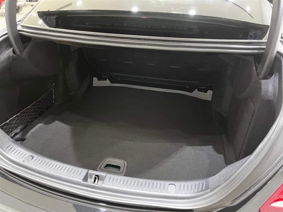 奔馳 奔馳E級(jí)  2019款 改款 E 300 L 時(shí)尚型圖片