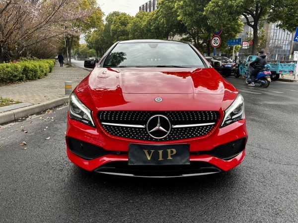 奔驰 奔驰CLA级  2018款 CLA 220 4MATIC