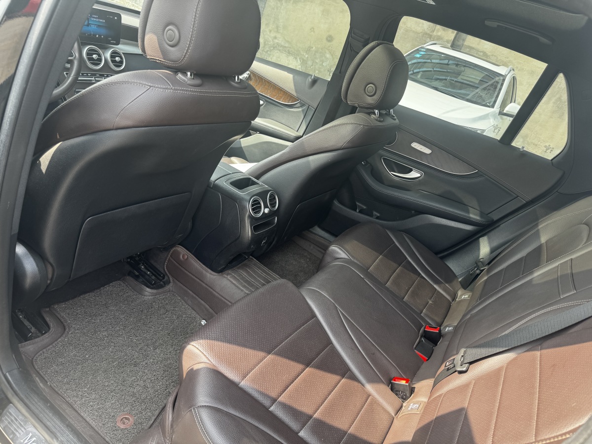 奔馳 奔馳GLC  2018款 改款 GLC 260 4MATIC 豪華型圖片