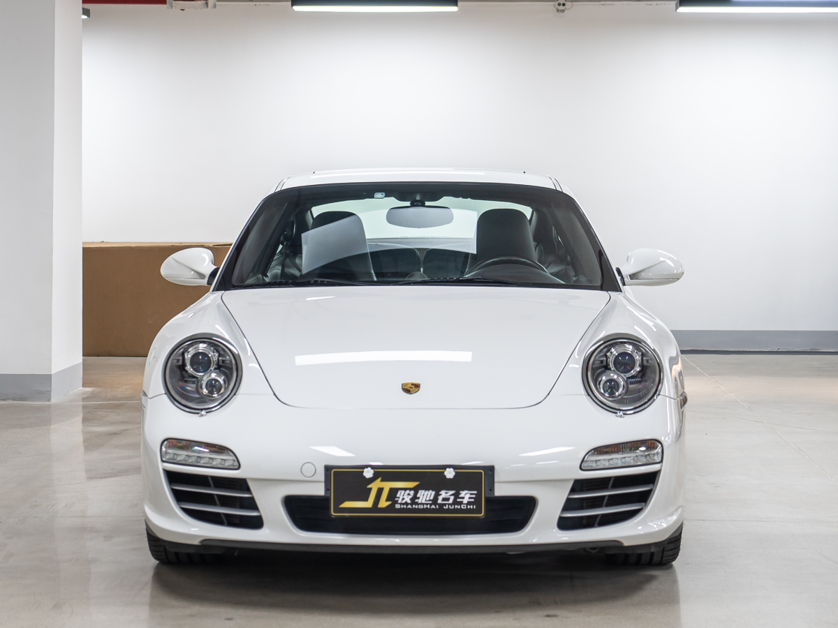 2009年9月保時(shí)捷 911  2010款 Carrera 4S 3.8L