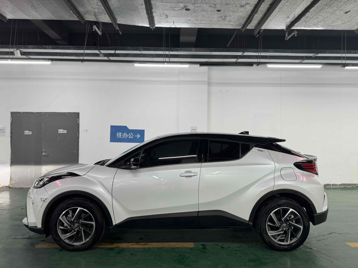 豐田 C-HR  2021款 2.0L 豪華版圖片