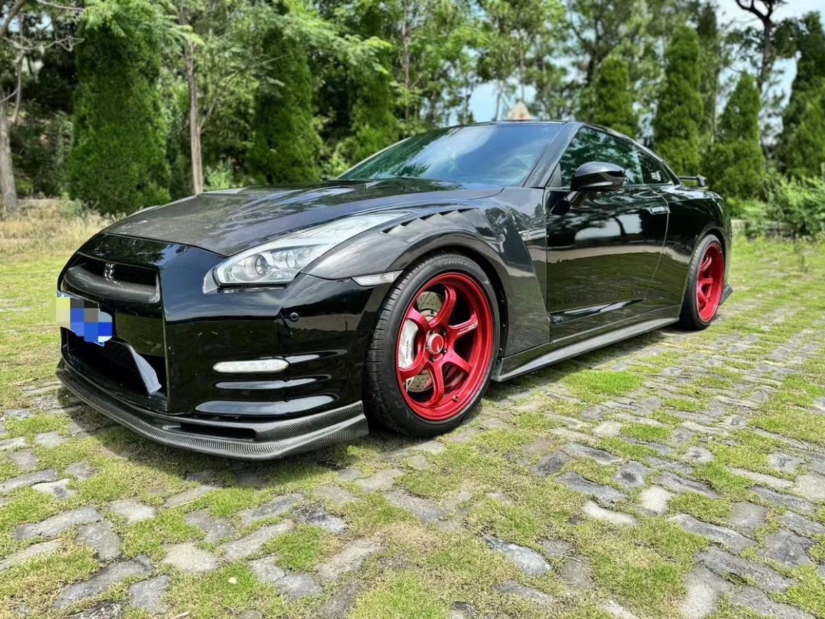 日產(chǎn) GT-R  2012款 3.8T Premium Edition圖片