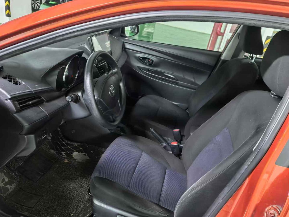豐田 雅力士  2016款 YARiS L 致炫 1.5G 勁速天窗版圖片