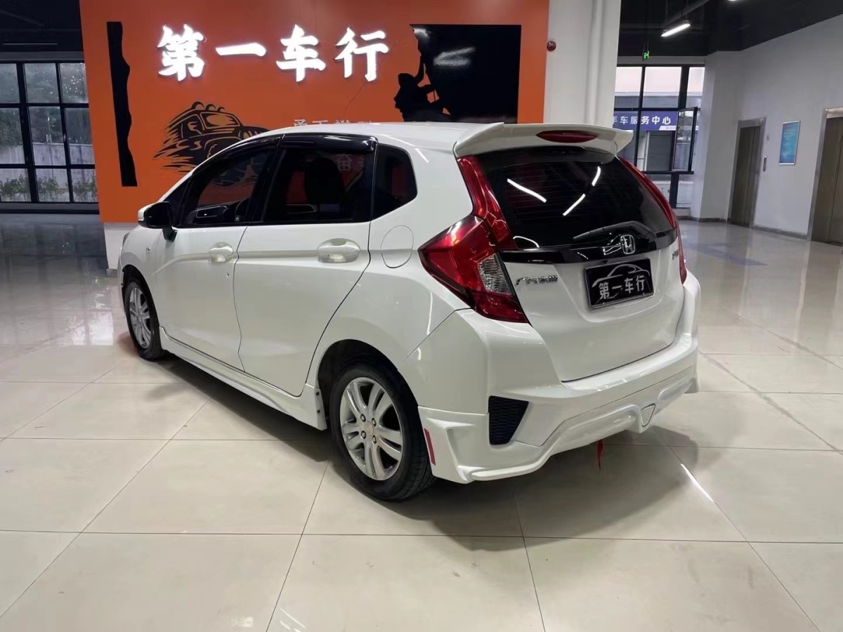 2015年2月本田 飛度  2014款 1.5L LX CVT舒適型