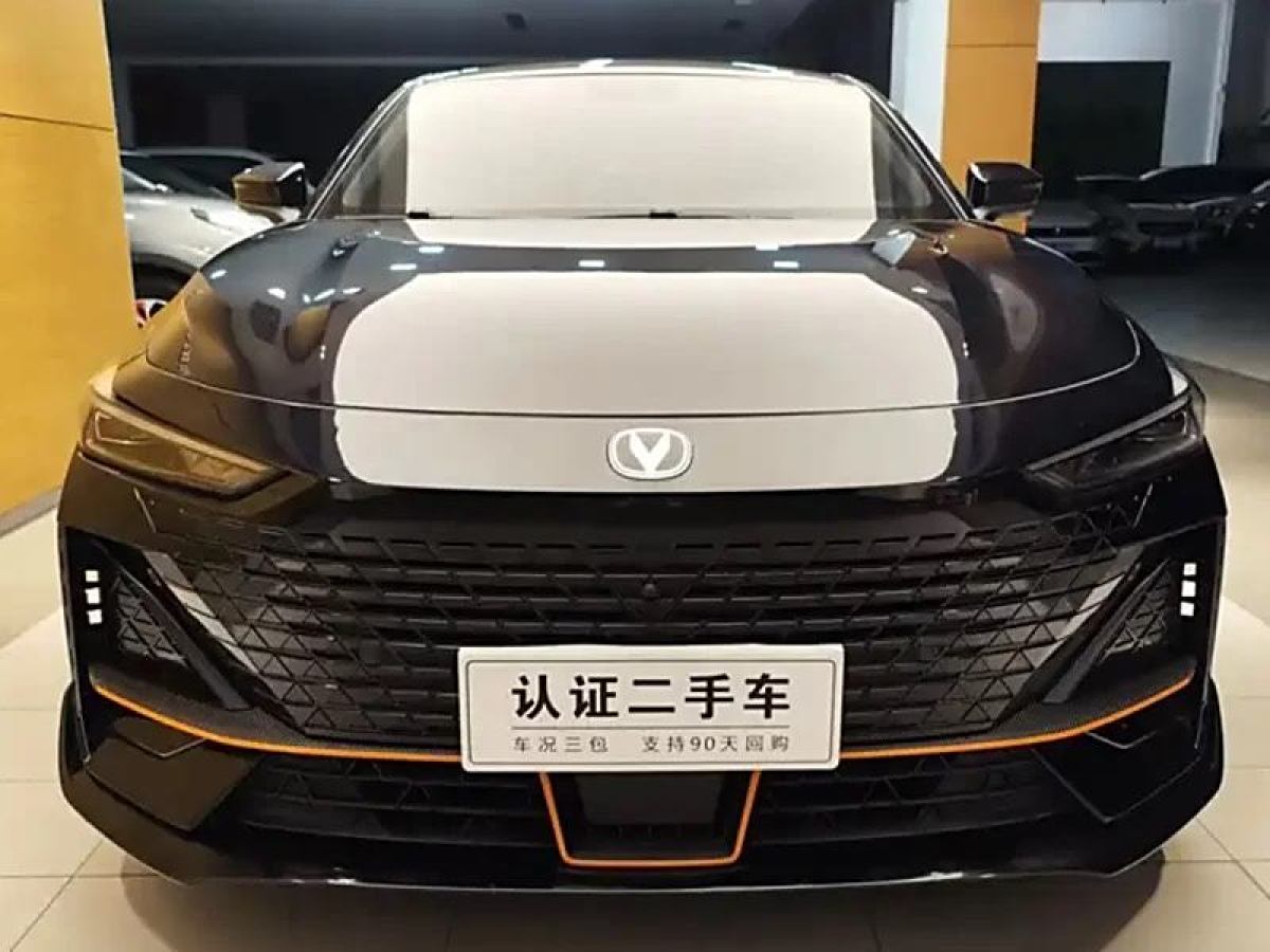 長(zhǎng)安 長(zhǎng)安UNI-V  2022款 1.5T 運(yùn)動(dòng)版圖片