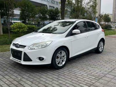 2015年1月 福特 福克斯 三厢 1.6L 自动舒适型图片