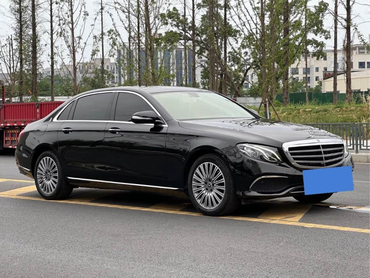 奔馳 奔馳E級(jí)  2020款 改款 E 300 L 時(shí)尚型圖片