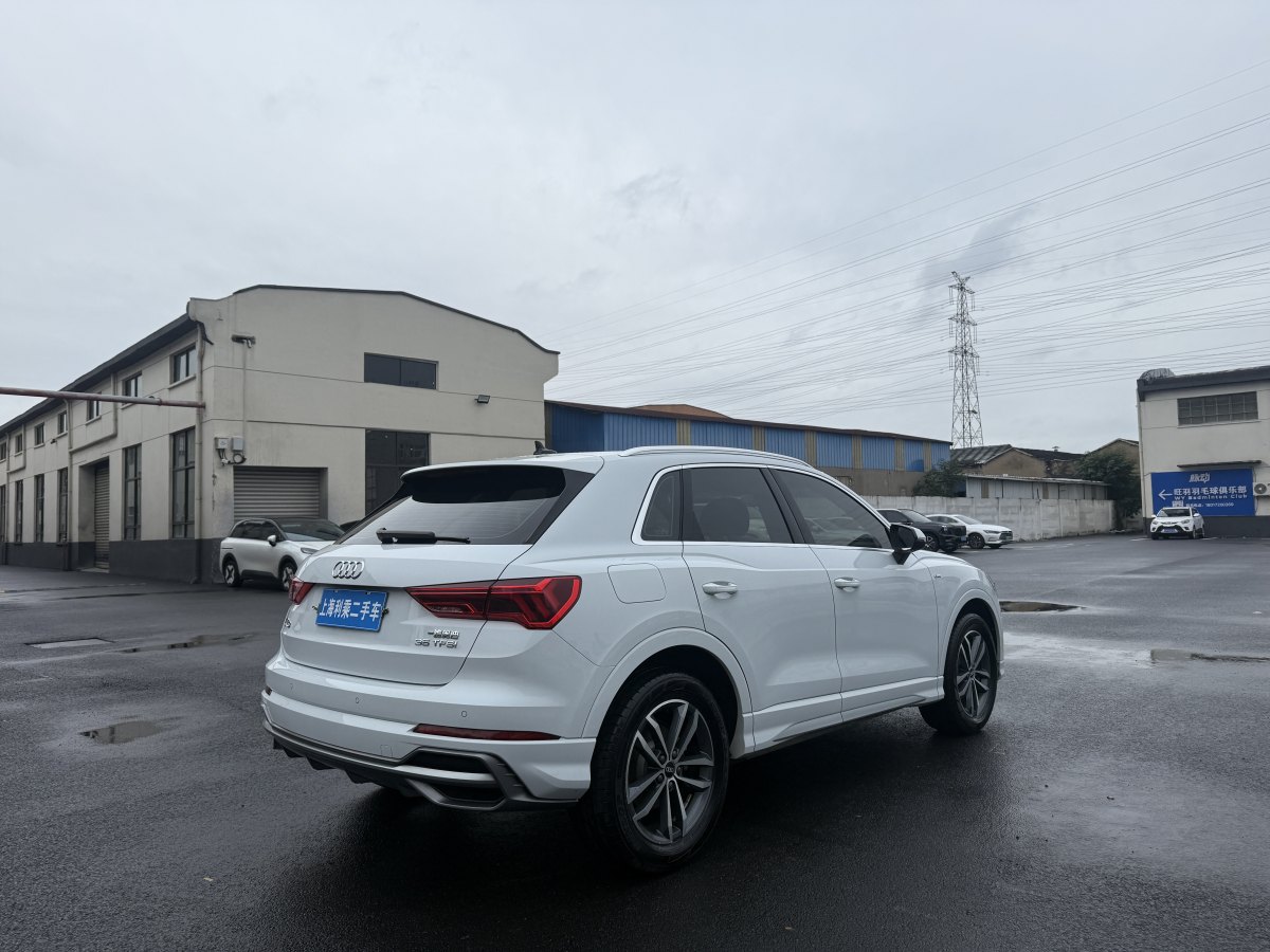 奧迪 奧迪Q3  2024款 35 TFSI 進取動感型圖片