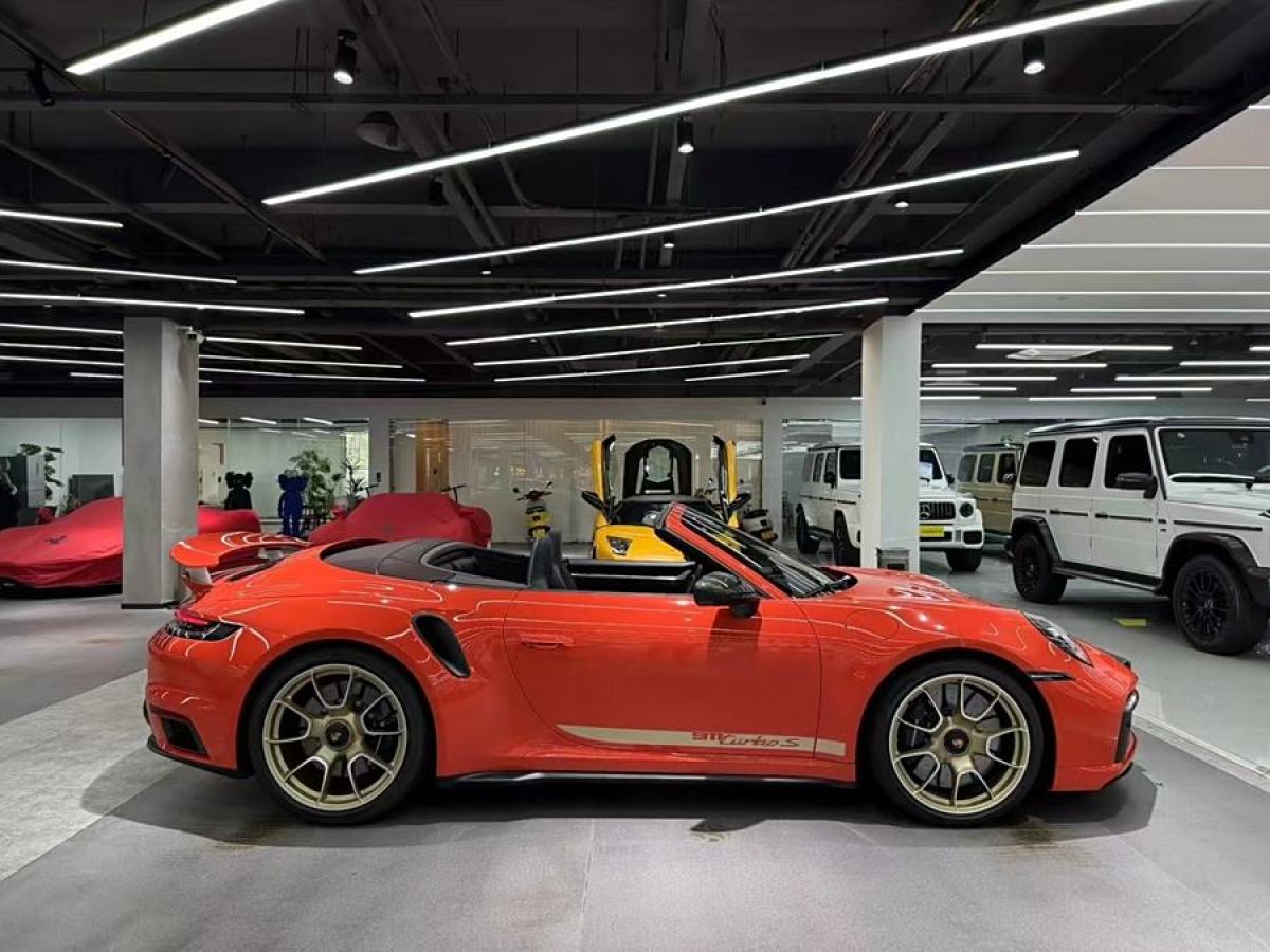 保時(shí)捷 911  2023款 Turbo S Cabriolet 3.7T圖片