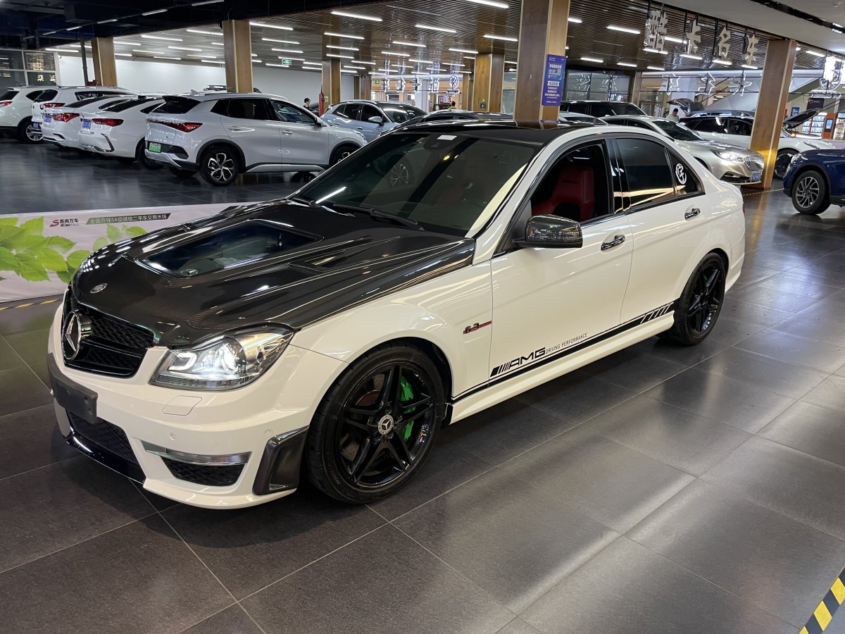 2013年9月奔馳 奔馳C級(jí)AMG  2012款 AMG C 63 動(dòng)感型