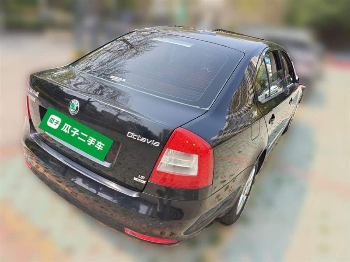 斯柯達(dá) 明銳  2010款 1.6L 手動(dòng)逸俊版圖片