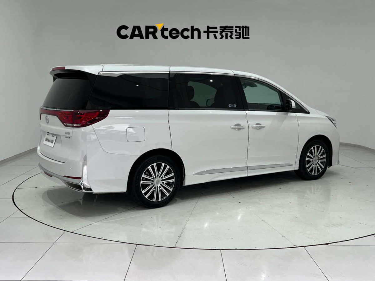 廣汽傳祺 M8  2021款 領(lǐng)秀系列 390T 至尊版圖片
