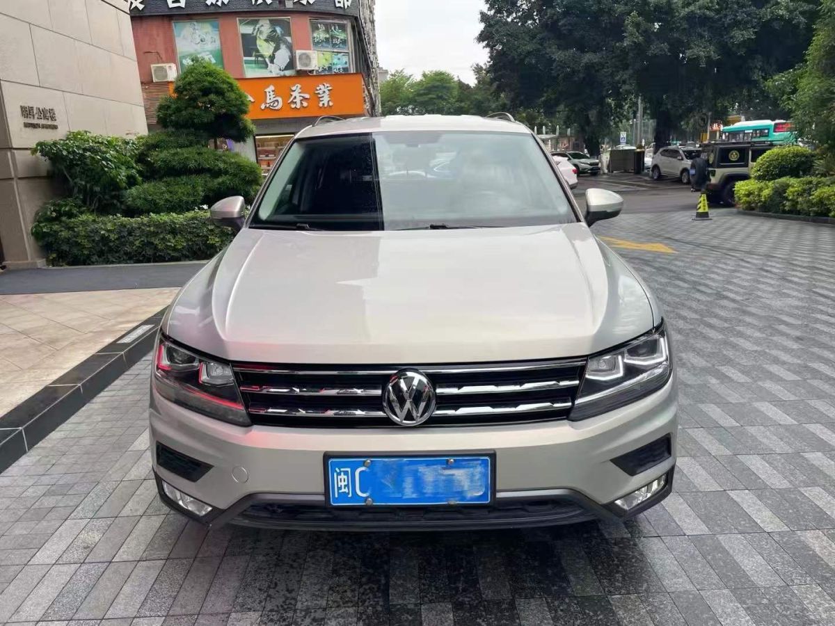 大眾 途觀  2017款 L 330TSI DSG兩驅(qū)旗艦版圖片