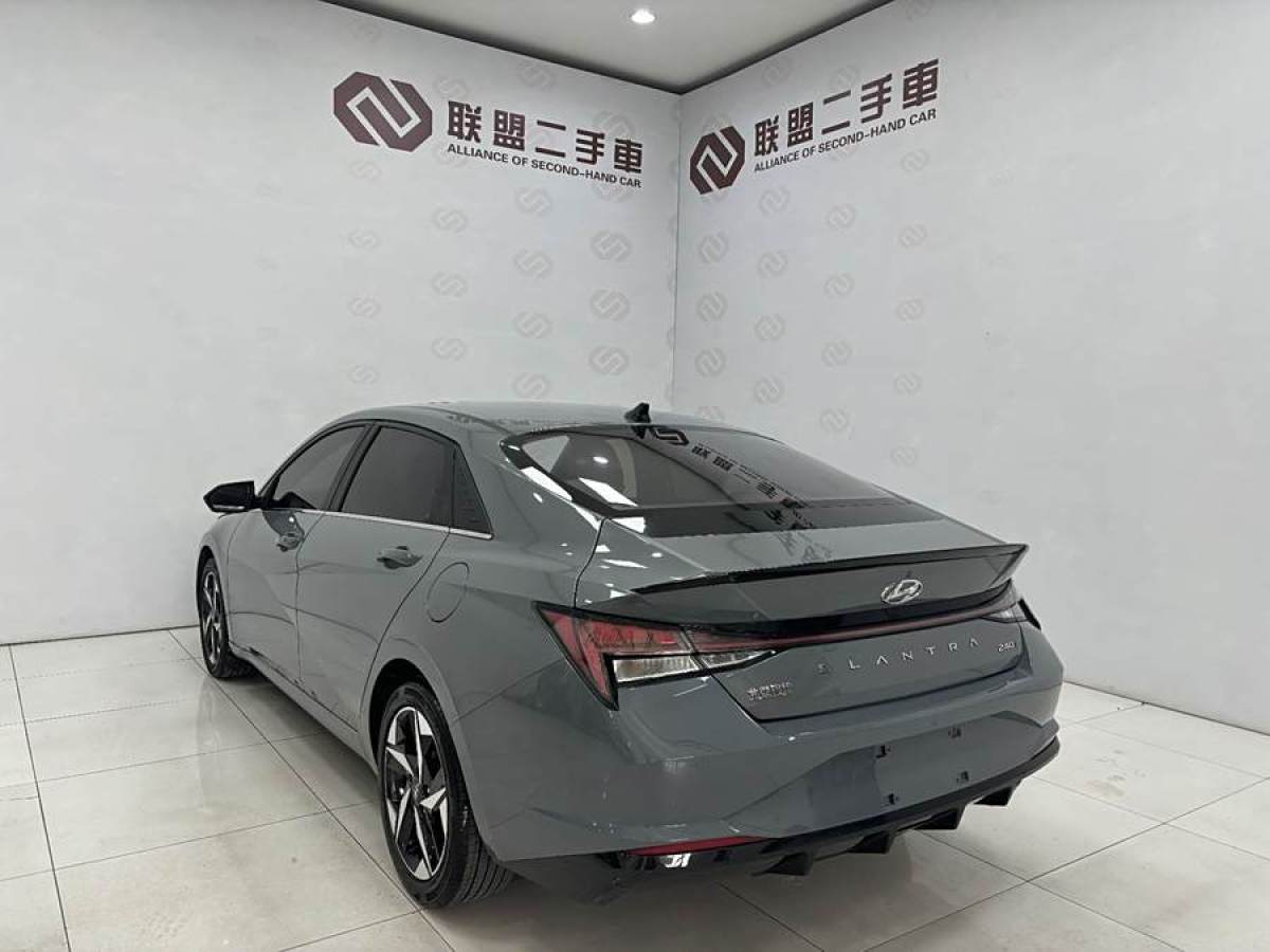 現(xiàn)代 伊蘭特  2022款 1.5L CVT LUX尊貴版圖片