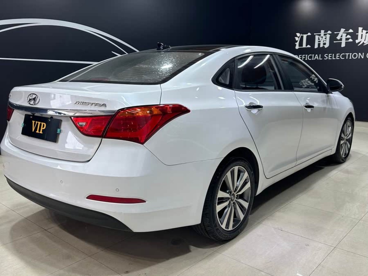 現(xiàn)代 名圖  2016款 1.8L 自動智能型GLS圖片