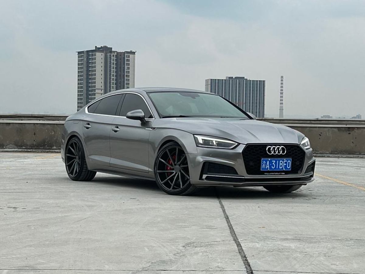 奧迪 奧迪A5  2019款 Sportback 40 TFSI 時(shí)尚型圖片