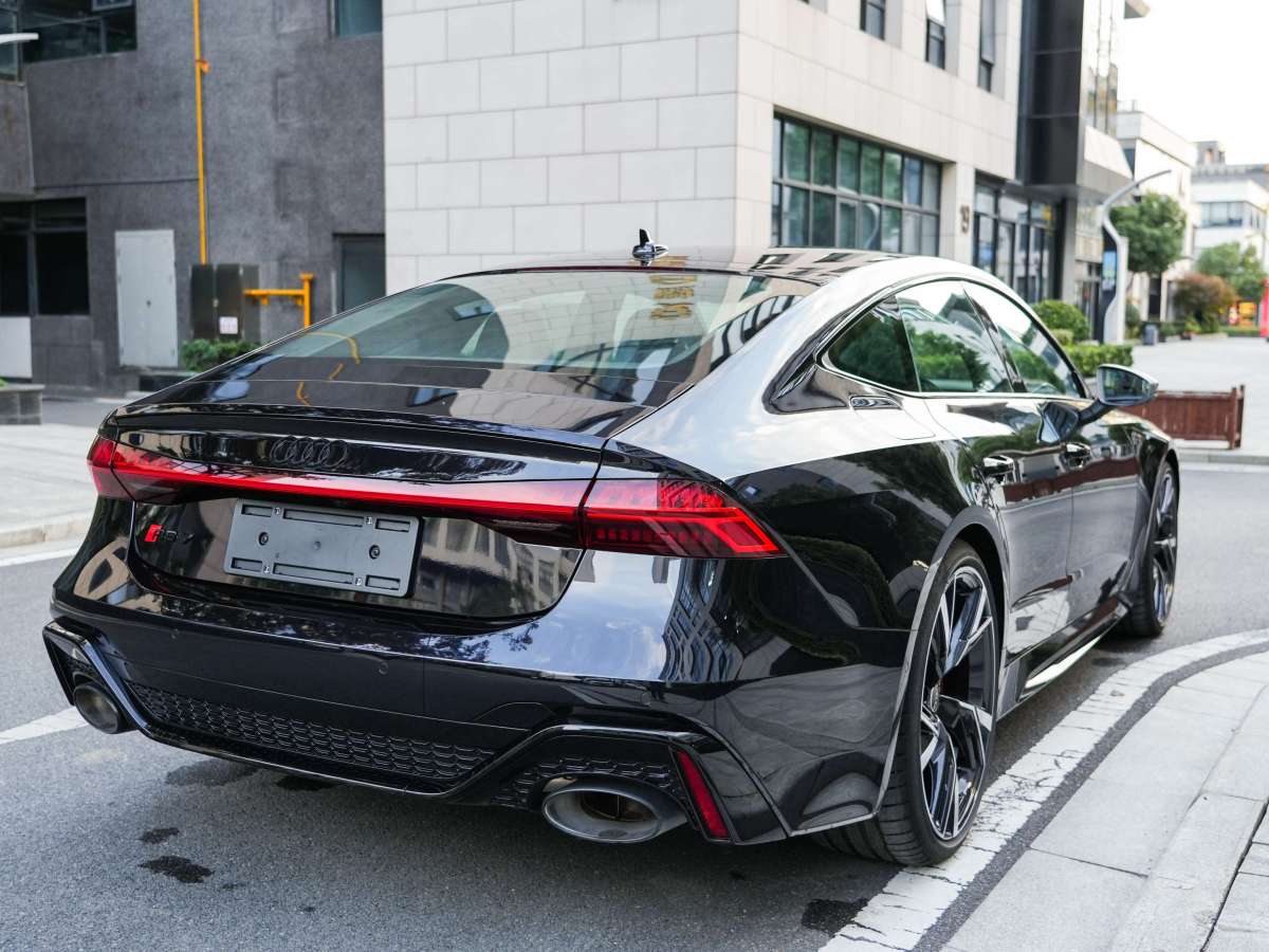 奧迪 奧迪RS 7  2024款 RS 7 4.0T Sportback performance圖片