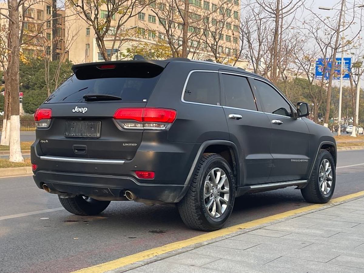 Jeep 大切諾基  2014款 3.6L 精英導(dǎo)航版圖片