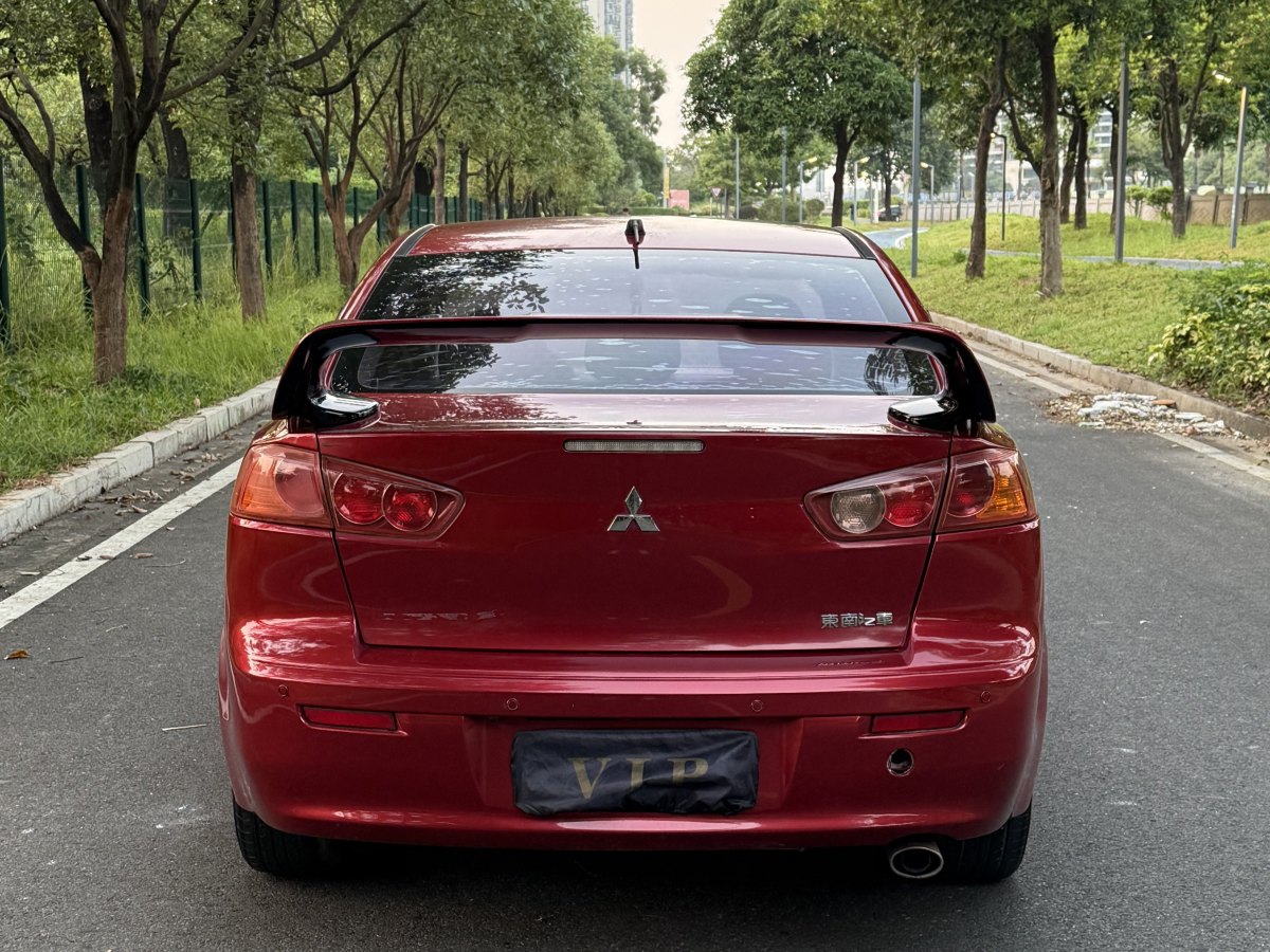 2012年10月三菱 翼神  2012款 時尚版 1.8L CVT舒適型