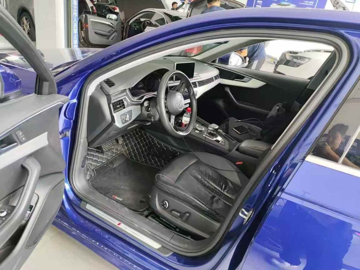 奧迪 奧迪A4L  2020款 35 TFSI 時尚動感型圖片