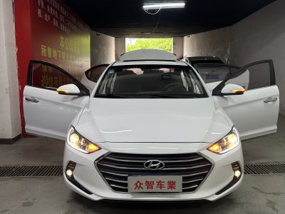2017年8月 現(xiàn)代 領(lǐng)動 1.6L 自動智炫?精英型圖片