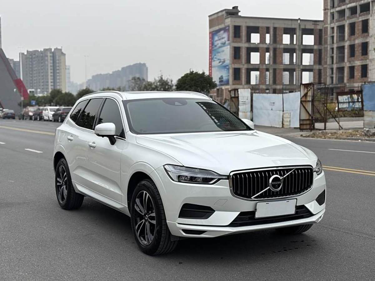 沃爾沃 XC60  2019款  T5 四驅(qū)智遠(yuǎn)版 國(guó)VI圖片