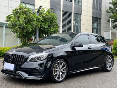 2018年4月 奔馳 奔馳A級(jí)AMG 改款 AMG A 45 4MATIC圖片
