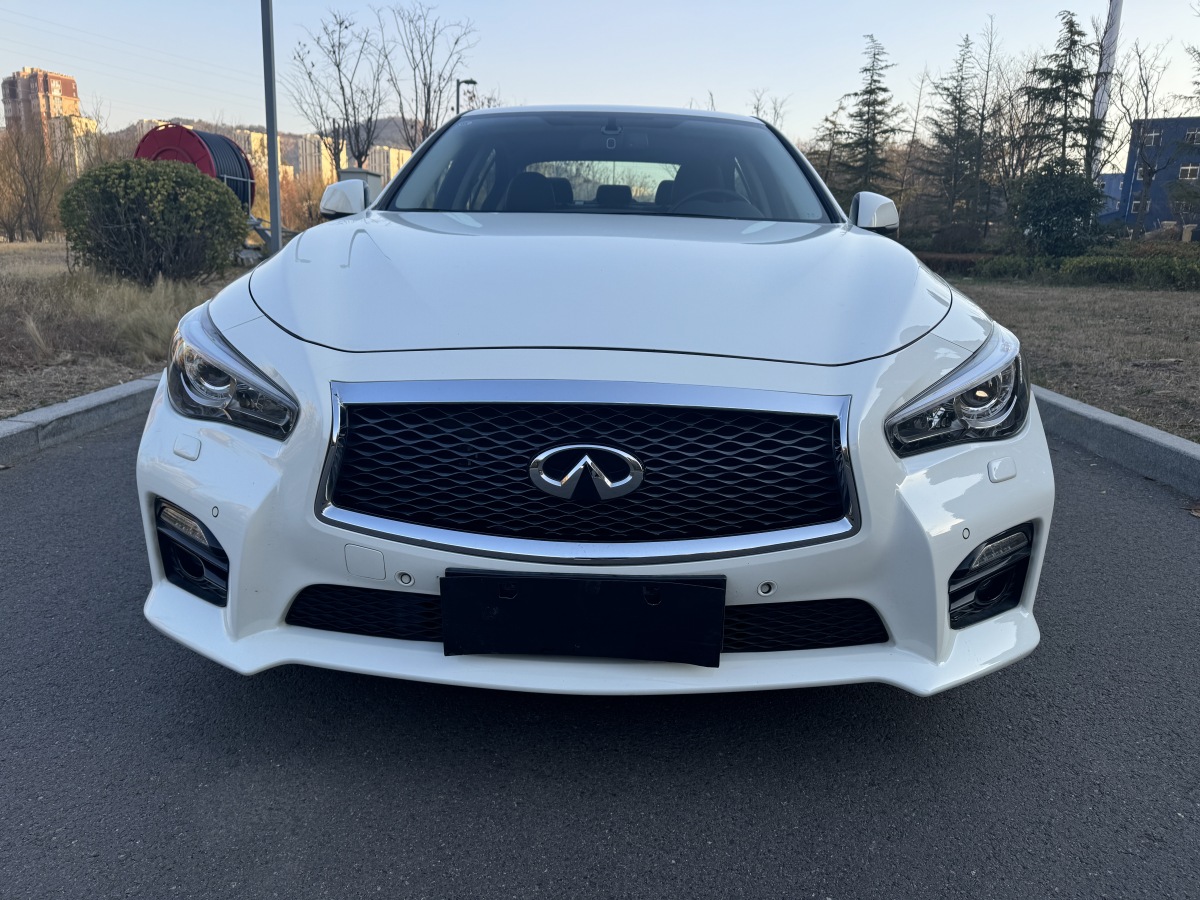 英菲尼迪 Q50L  2015款 2.0T 悅享版圖片