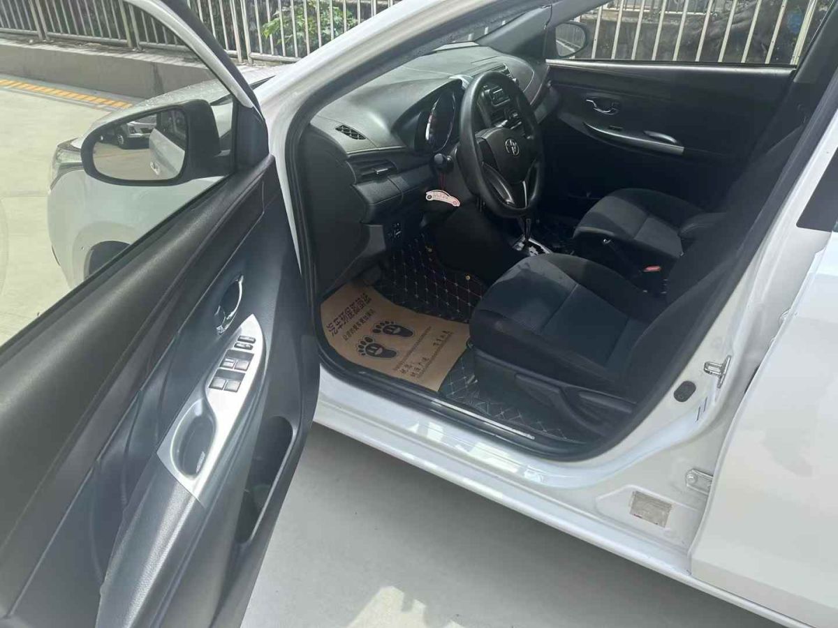 豐田 YARiS L 致炫  2015款 1.5G 自動(dòng)炫動(dòng)天窗特別版圖片