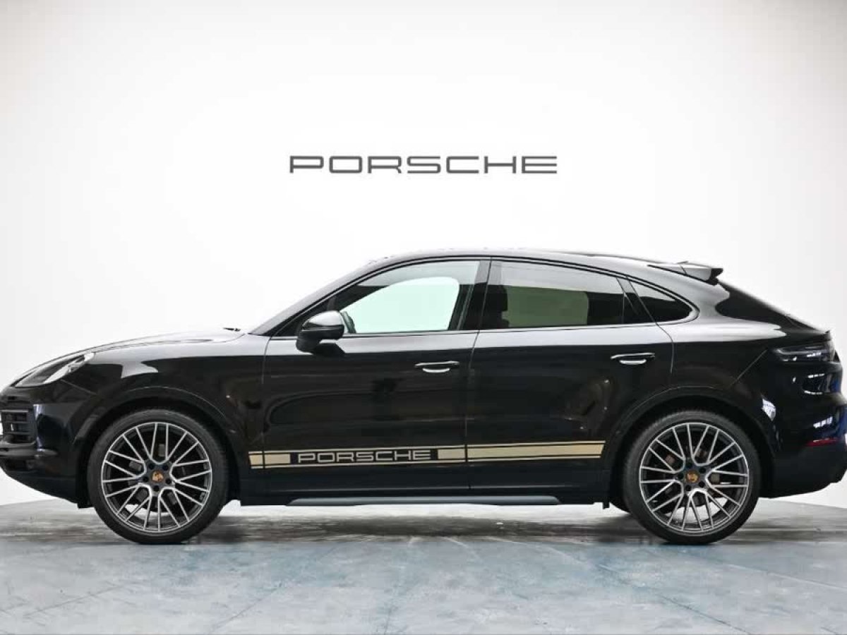 保時(shí)捷 Cayenne  2023款 Cayenne Coupé 3.0T 鉑金版圖片