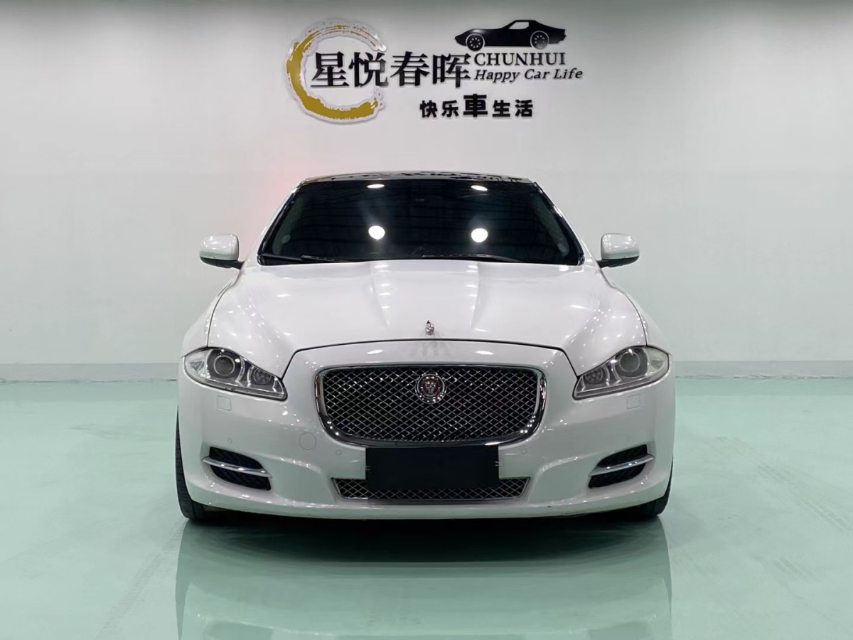 捷豹 XJ  2015款 XJL 3.0 SC 兩驅(qū)尊享商務(wù)版圖片